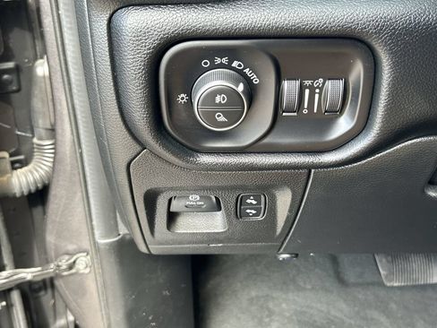 Used 2021 RAM 1500 Laramie w/ Off Road Group AWD/4WD image 18