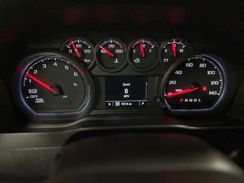 Used 2022 Chevrolet Silverado 1500 Custom image 5