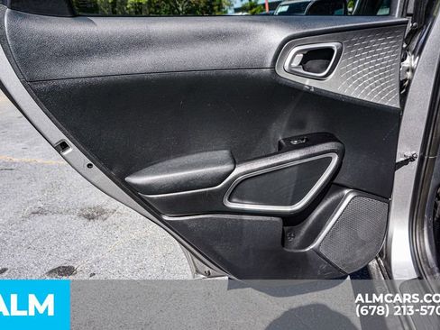 Used 2023 Kia Soul LX image 47