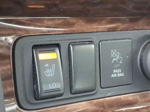 Used 2020 Nissan Armada SL w/ Premium Package image 11