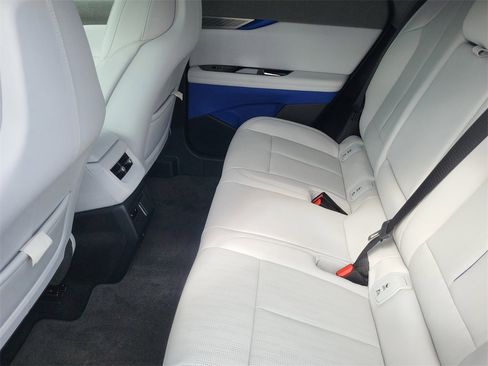 New 2025 Cadillac Optiq Luxury 2 image 22