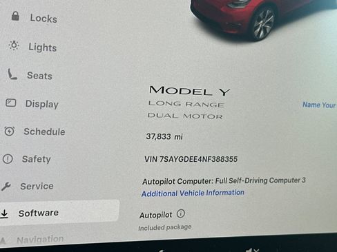 Used 2022 Tesla Model Y Long Range AWD/4WD image 31