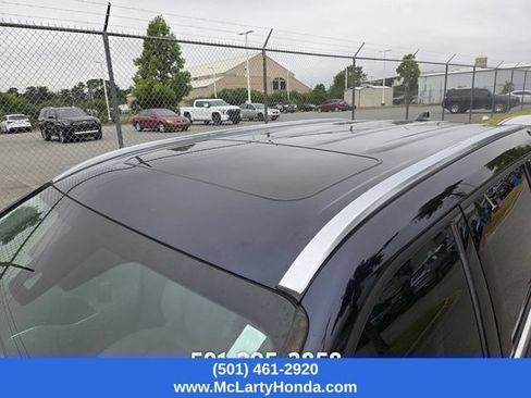 Used 2021 Toyota Highlander XLE FWD image 6