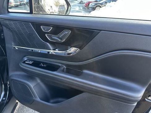 Certified 2022 Lincoln Corsair AWD w/ Equipment Group 101A image 35