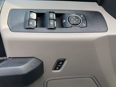 Used 2022 Ford F450 XL w/ Power Equipment Group image 16