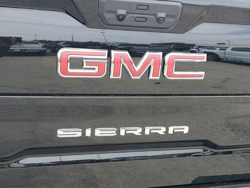 New 2026 GMC Sierra 1500 SLT w/ SLT Premium Plus Package AWD/4WD image 6