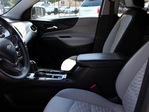 Used 2020 Chevrolet Equinox LT image 12