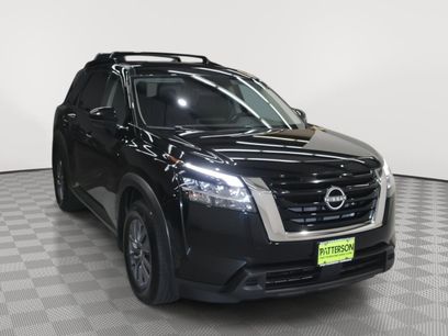 Used 2022 Nissan Pathfinder SV