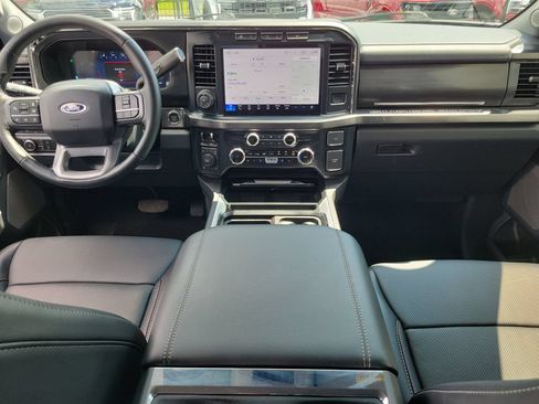 Used 2024 Ford F250 Lariat w/ Lariat Ultimate Package AWD/4WD image 11