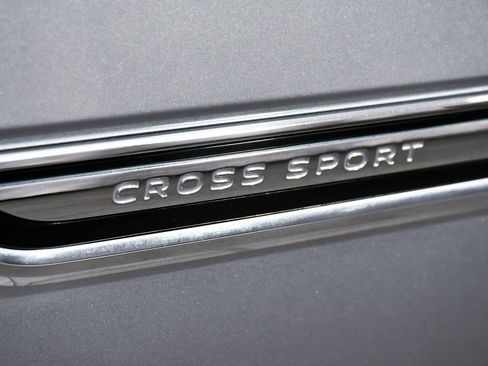 Used 2021 Volkswagen Atlas Cross Sport SEL R-Line image 91