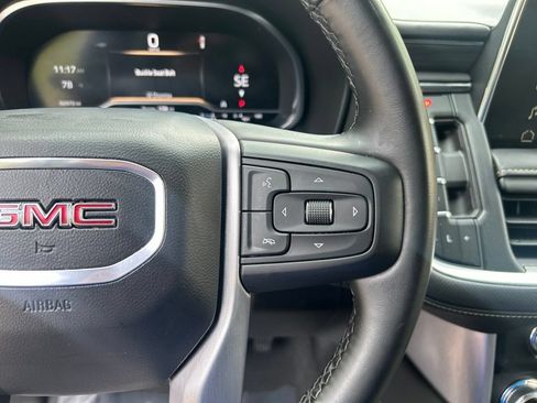 Used 2024 GMC Yukon SLT RWD image 23