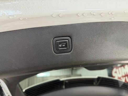 Used 2021 Chevrolet Blazer LT image 10