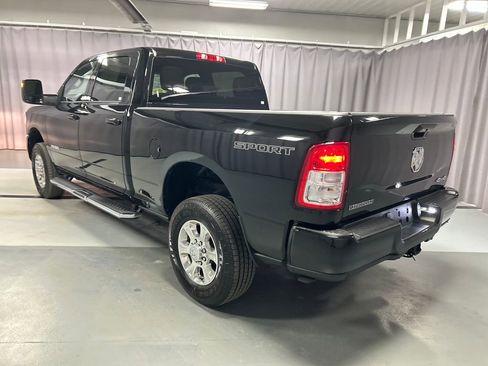 Used 2024 RAM 2500 Big Horn w/ Sport Appearance Package image 5
