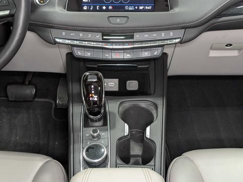 Certified 2023 Cadillac XT4 Premium Luxury image 20