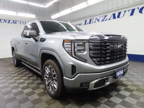 Used 2024 GMC Sierra 1500 Denali Ultimate image 3