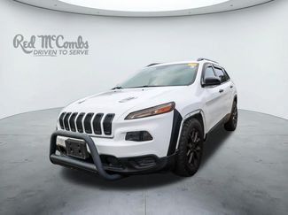 Used 2017 Jeep Cherokee Sport FWD video 1