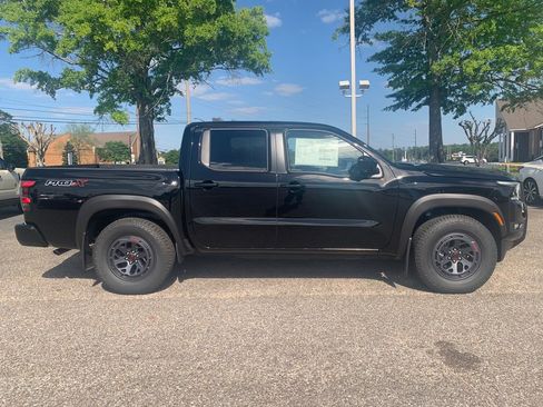 New 2026 Nissan Frontier Pro-X image 2