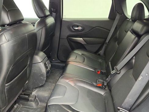 Used 2020 Jeep Cherokee Limited image 20