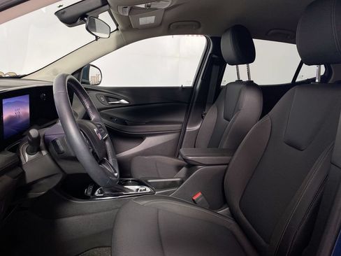 Used 2024 Buick Encore GX Preferred FWD image 11
