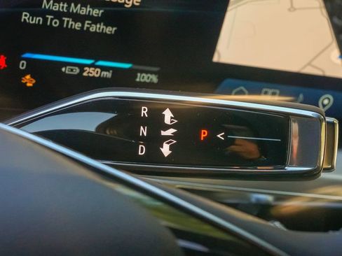 New 2026 Cadillac Lyriq Sport image 22