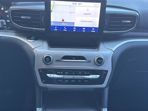 Certified 2021 Ford Explorer XLT w/ Equipment Group 202A image 11