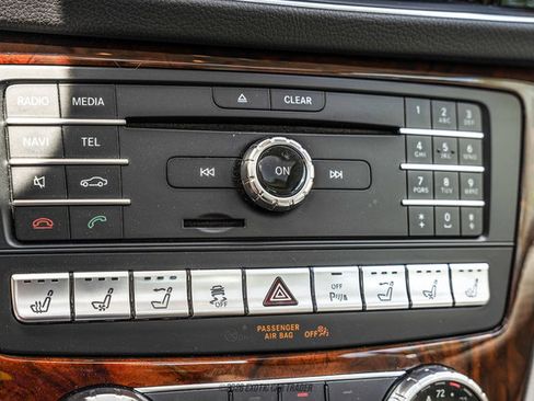 Used 2017 Mercedes-Benz SL 550 image 56
