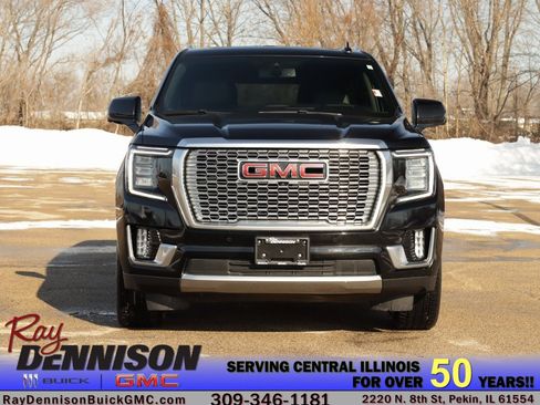 Used 2021 GMC Yukon Denali image 2