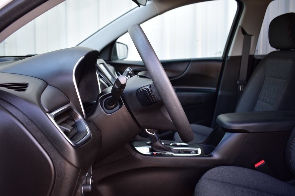 Used 2022 Chevrolet Equinox LT FWD image 34