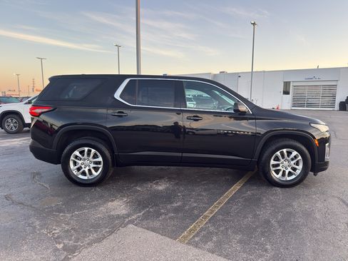 Certified 2023 Chevrolet Traverse LS w/ LPO, Floor Liner Package AWD/4WD image 4