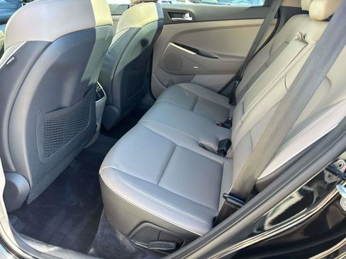 Certified 2021 Hyundai Tucson Ultimate w/ Cargo Package AWD/4WD image 9