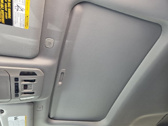 Certified 2026 Toyota Highlander Limited AWD/4WD image 22