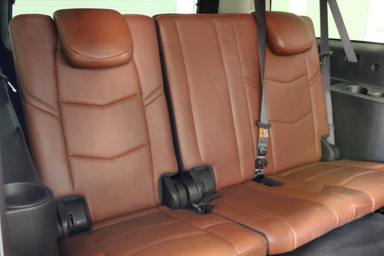 Used 2019 Cadillac Escalade ESV Luxury RWD image 47