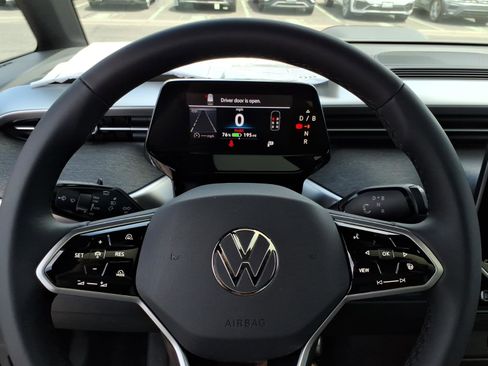 New 2025 Volkswagen ID. Buzz Pro S Plus AWD/4WD image 17