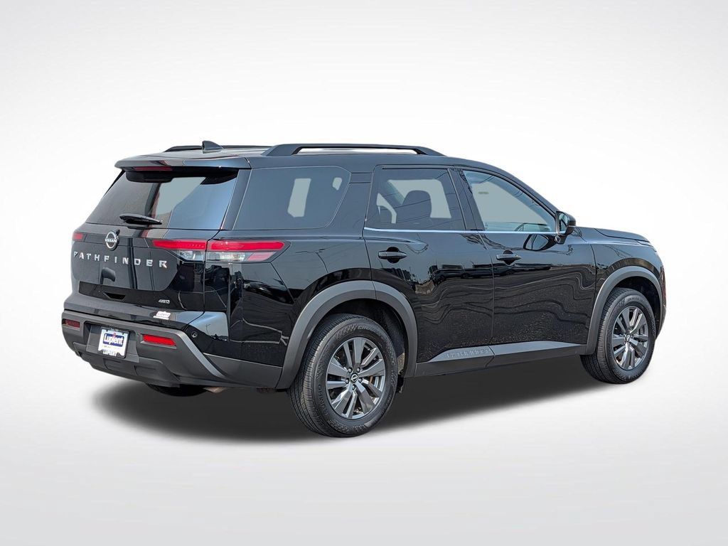 Used 2025 Nissan Pathfinder SV AWD/4WD image 3