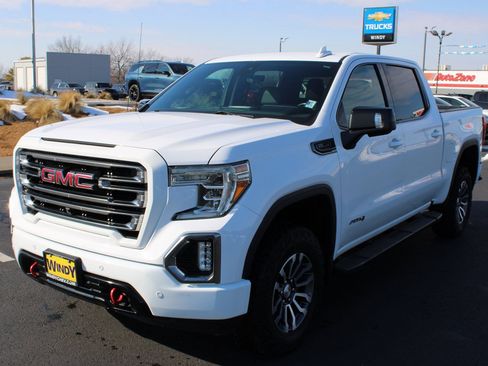 Used 2019 GMC Sierra 1500 AT4 w/ AT4 Premium Package AWD/4WD image 4
