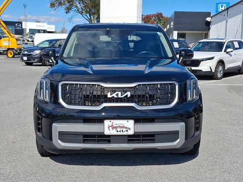 Certified 2023 Kia Telluride LX image 2