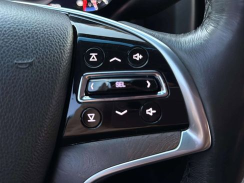 Used 2018 Cadillac Escalade ESV Premium Luxury image 28