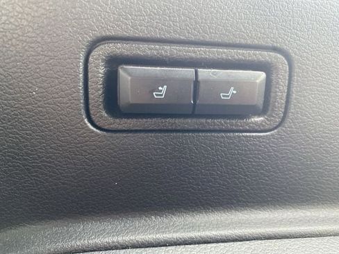 Used 2024 Ford Expedition Limited image 26