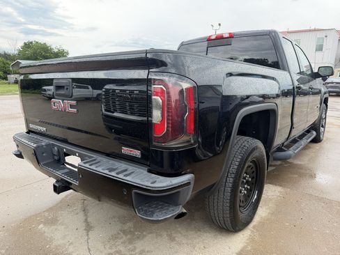 Used 2017 GMC Sierra 1500 SLT AWD/4WD image 2