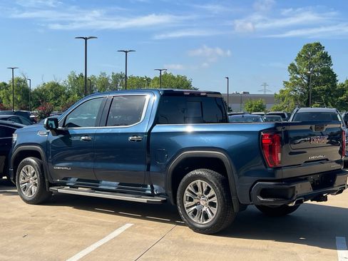 Used 2022 GMC Sierra 1500 Denali AWD/4WD image 10