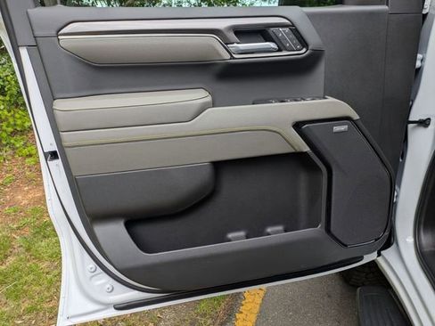 New 2026 Chevrolet Silverado 1500 ZR2 AWD/4WD image 8