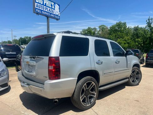 Used 2011 Chevrolet Tahoe LTZ AWD/4WD image 3