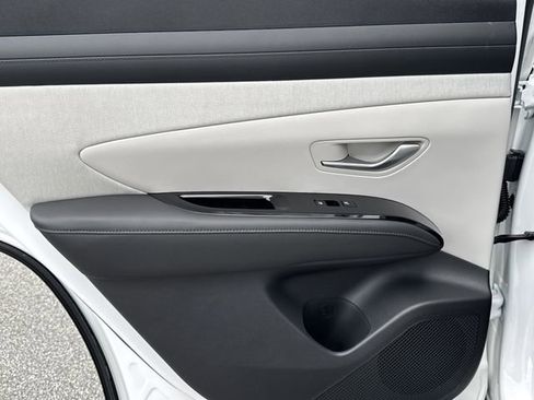 New 2026 Hyundai Tucson Limited image 13