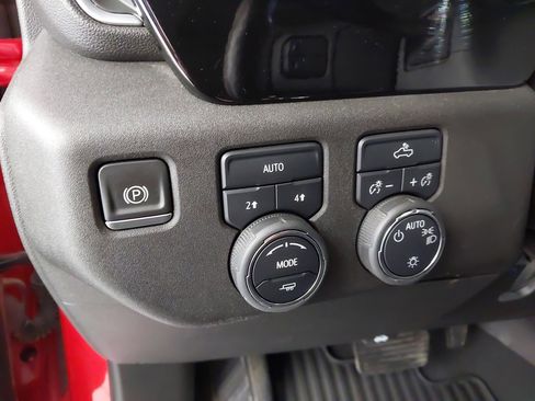 Used 2022 Chevrolet Silverado 1500 LT image 23