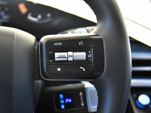 Used 2024 Hyundai Santa Fe SEL image 35