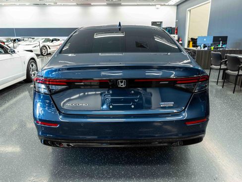 Used 2025 Honda Accord Touring image 7