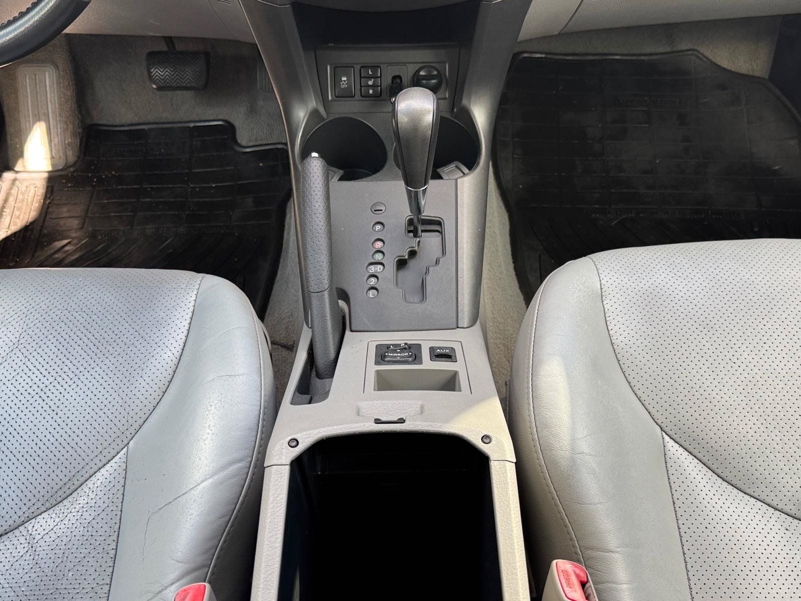 Used 2010 Toyota RAV4 Limited AWD/4WD image 14