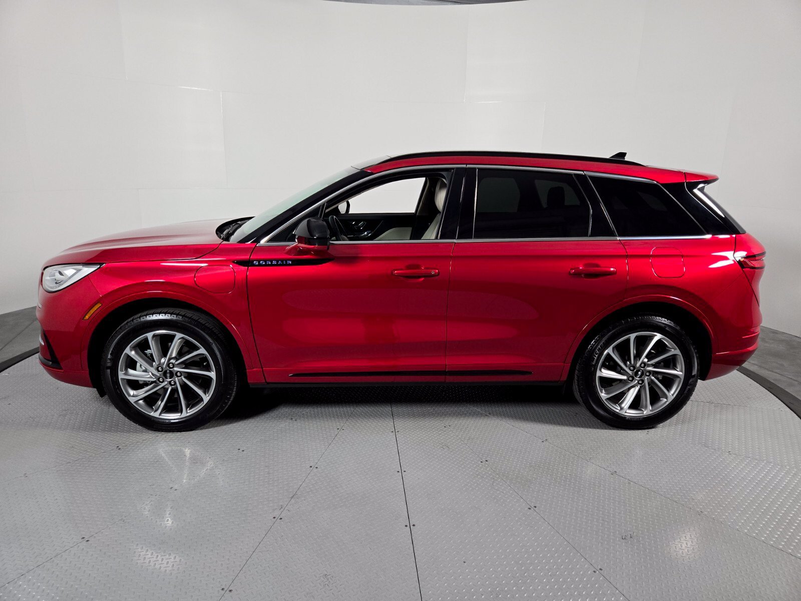 Used 2026 Lincoln Corsair Grand Touring AWD/4WD image 7