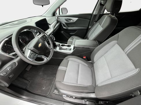 Used 2023 Chevrolet Blazer LT image 9