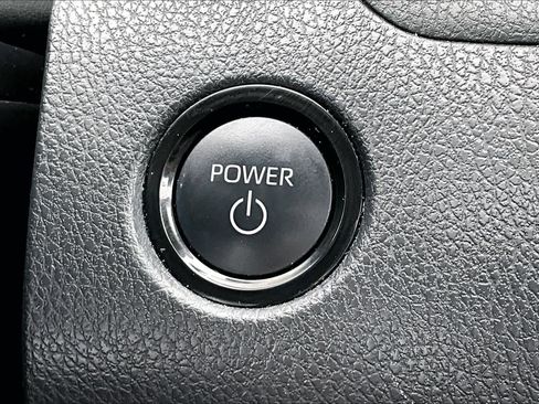 Used 2025 Toyota Camry LE FWD image 34